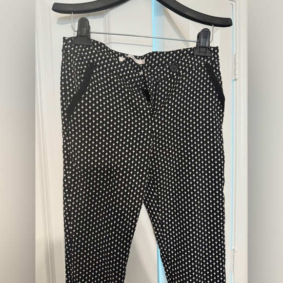 Suit - Picture 3 of 5